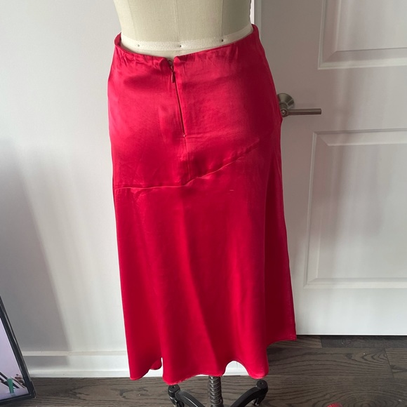 H&M Asymmetrical Skirt - Picture 3 of 5